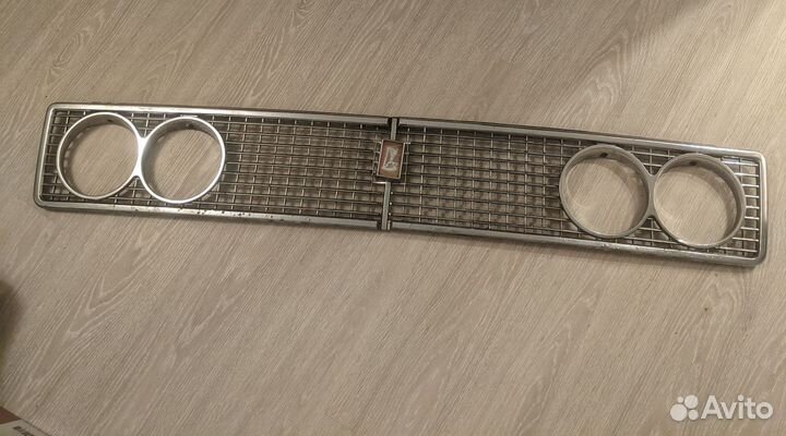 Решетка радиатора ваз 2103