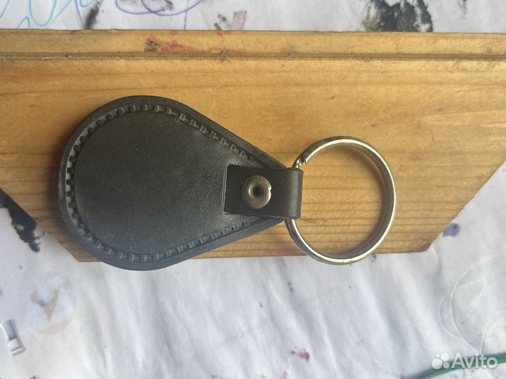 Брелок mercedes и Mazda