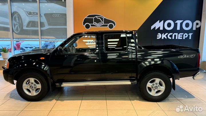 Nissan NP300 2.5 МТ, 2008, 232 864 км