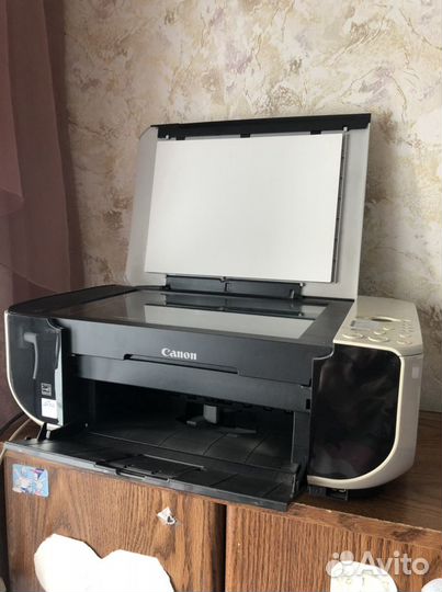Принтер-ксерокс-сканер Canon