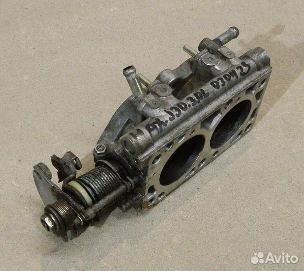 Заслонка дроссельная Nissan Maxima J30 3.0