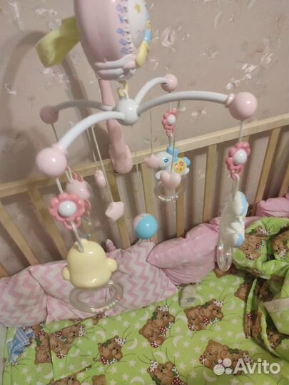 Мобиль на кроватку с проектором