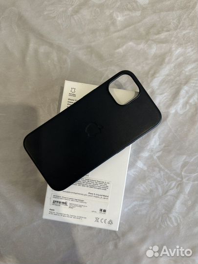 Кожаный чехол на iPhone 13 Оригинал