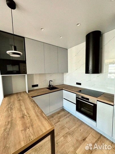 Кухонный гарнитур в наличии