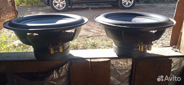 Усилитель и колонки в авто