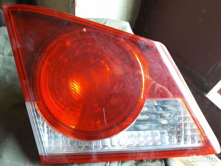 Фонарь задний внутренний левый honda civic 4d 2006