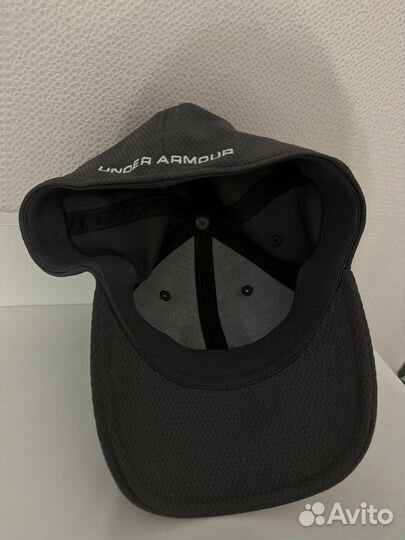 Бейсболка under armour