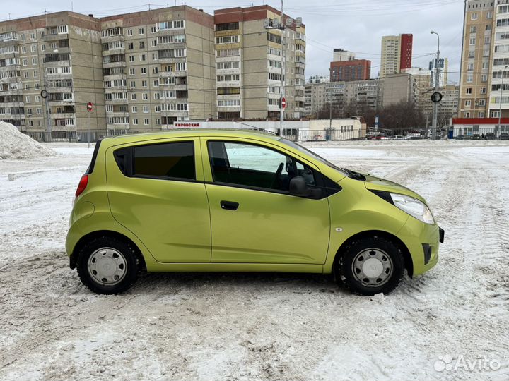 Chevrolet Spark 1.0 AT, 2013, 60 000 км