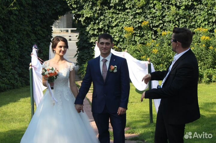 Ведущий Диджей Певец-Гитарист Тамада