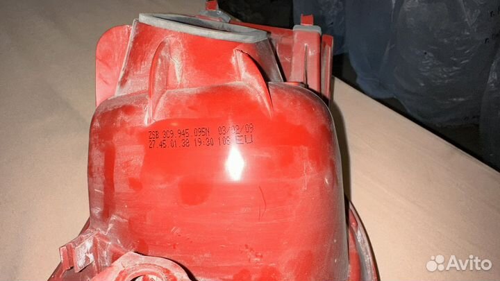 Задний фонарь левый на volkswagen passat b6