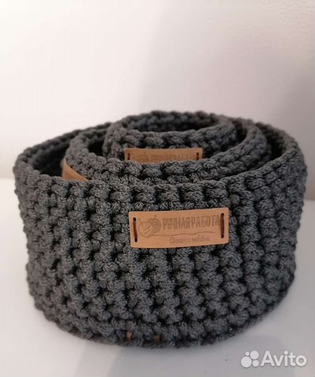 Связано крючком 