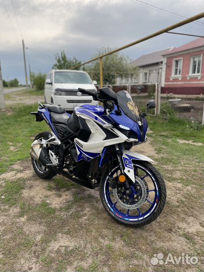 Мотоцикл racer