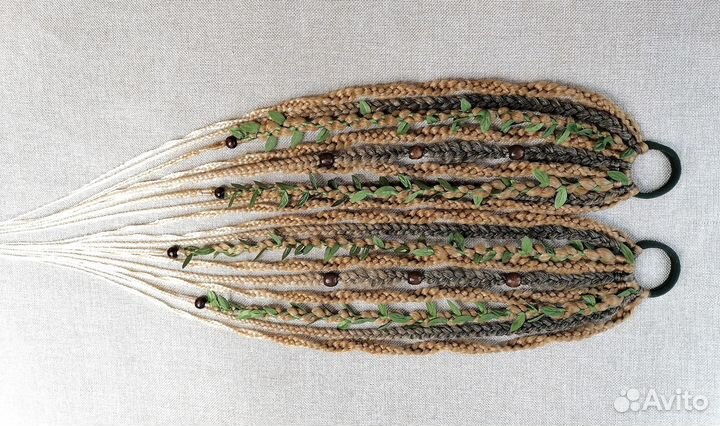 Резинки с косичками