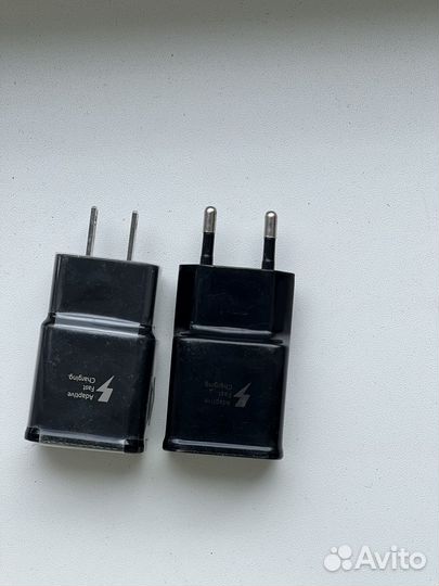 Зарядное устройство для смартфона Samsung