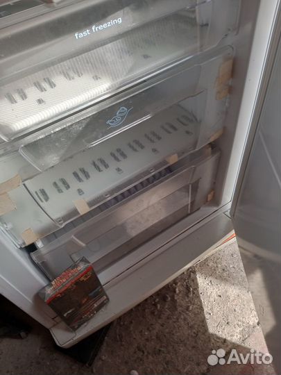 Холодильник indesit