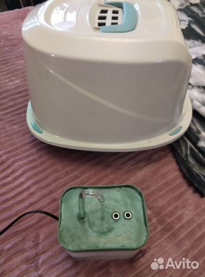 Поилка фонтан, туалет для кошки