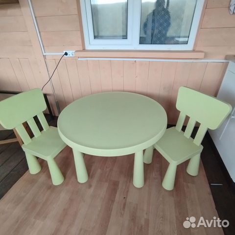 Детский стол икеа и 2 стула IKEA
