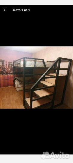 Кровать чердаком