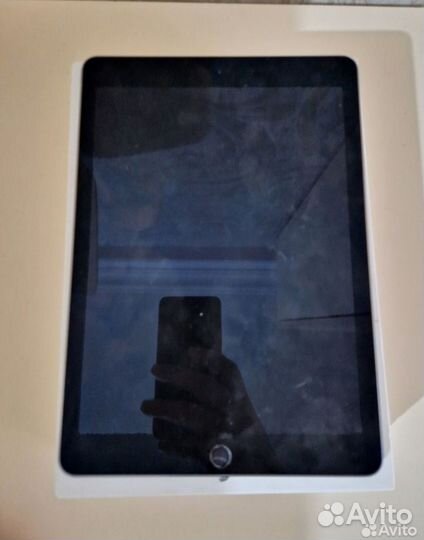 iPad Pro 9.7 32GB Wi-Fi Gray