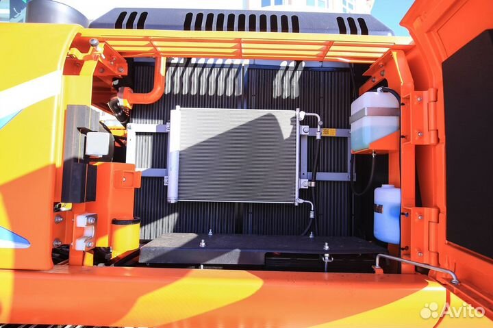 Гусеничный экскаватор Lonking CDM6205, 2023