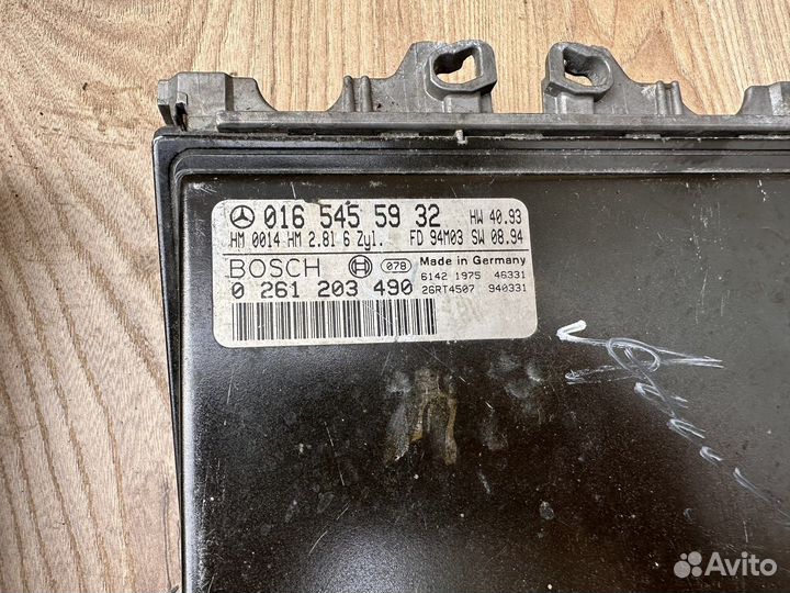 Блок управления двигателем м111 2.2 w124 м104 2.8