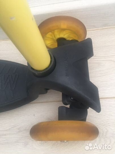 Самокат детский MaxiScoo