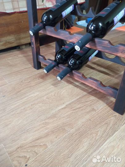 Полка под бутылки вина