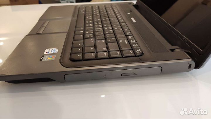 Ноутбук Hp 530 полностью рабочий