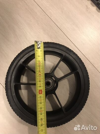 Колесо переднее от детской коляски