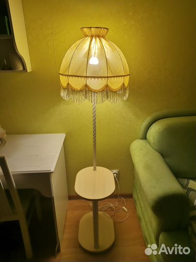 Торшер напольный