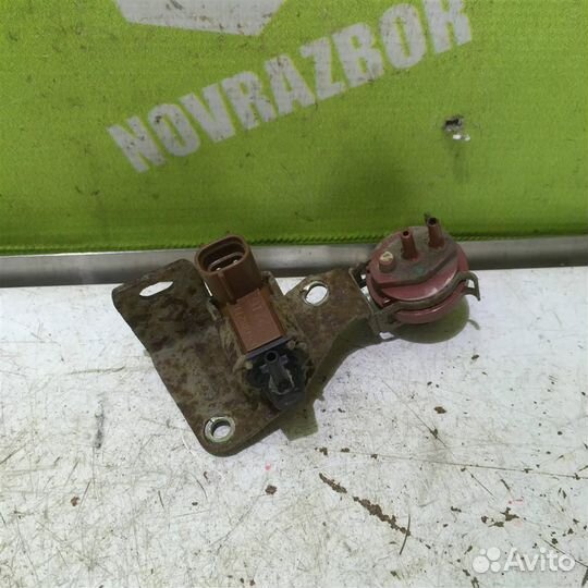 Клапан электромагнитный Митсубиси Галант 8