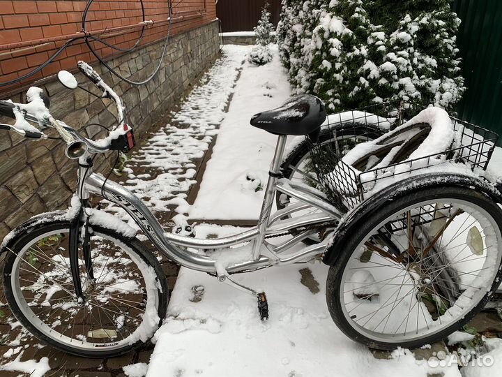 Трехколесный велосипед