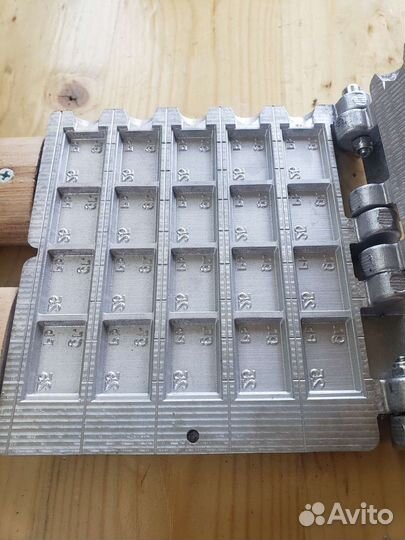 Форма для литья шиномонтажных грузов 100 гр