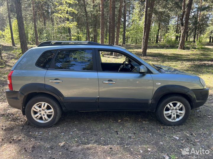 Hyundai Tucson 2.0 AT, 2005, 219 000 км