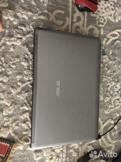 Ноутбук asus