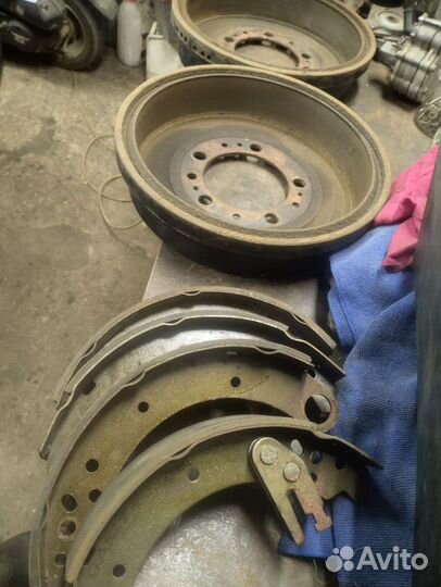 Тормозные барабаны/колодки УАЗ Патриот