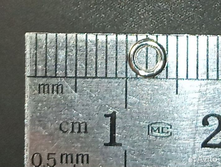 Кольца спаянные закрытые 4 мм металлич. сплав