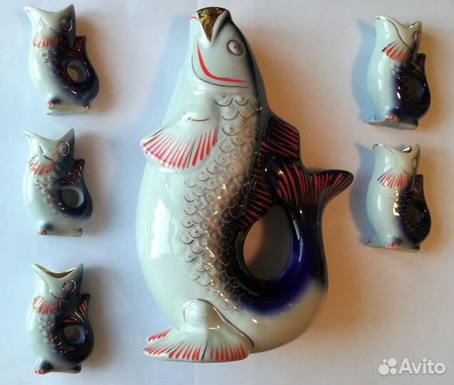 Графин, рюмки, сервиз «Семейство карпов», синий