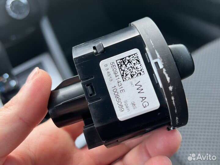Переключатель света фар Octavia A7 с режимом Auto