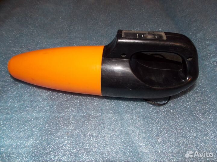 Автомобильный пылесос