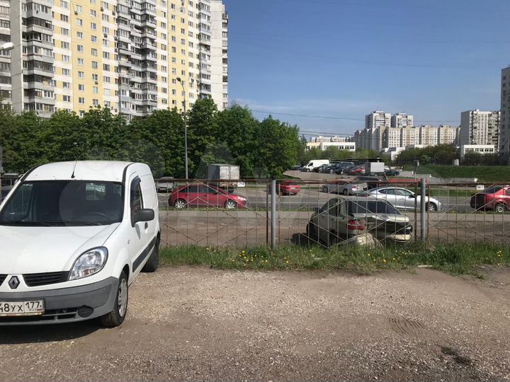 Машиноместо, 15 м²