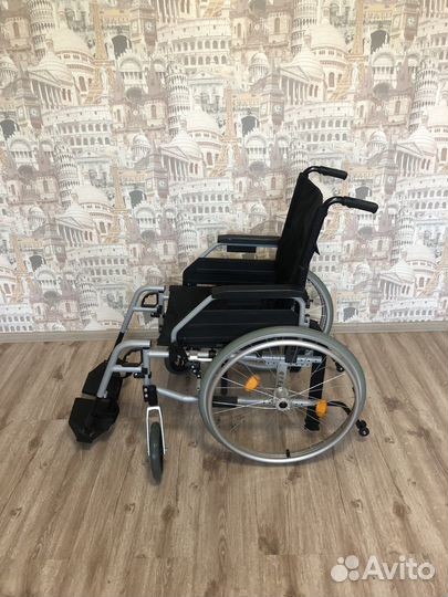 Коляска инвалидная