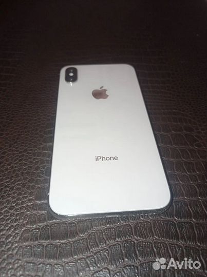 iPhone X, 64 ГБ