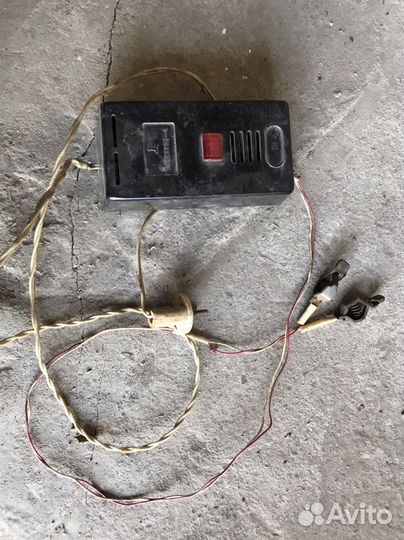 Зарядное устройство