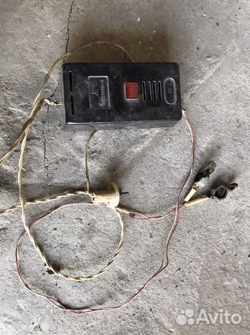 Зарядное устройство