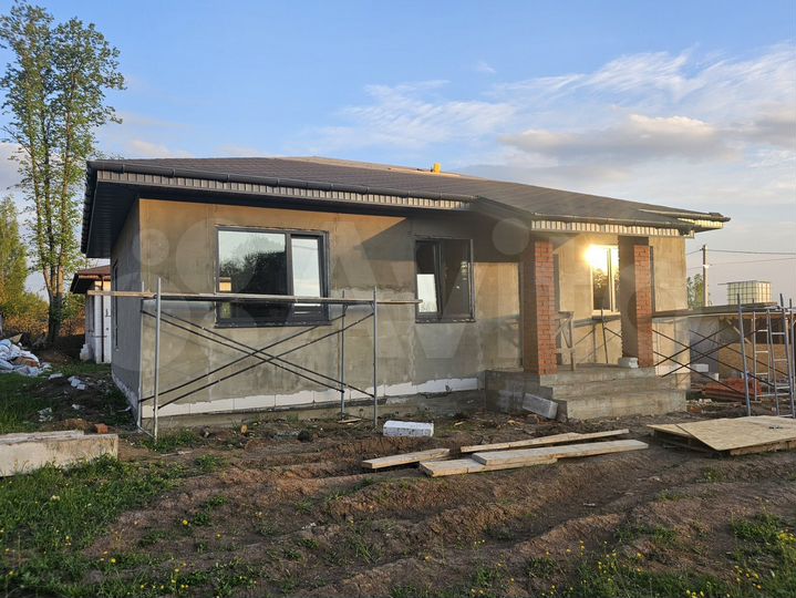 Коттедж 97 м² на участке 10 сот.