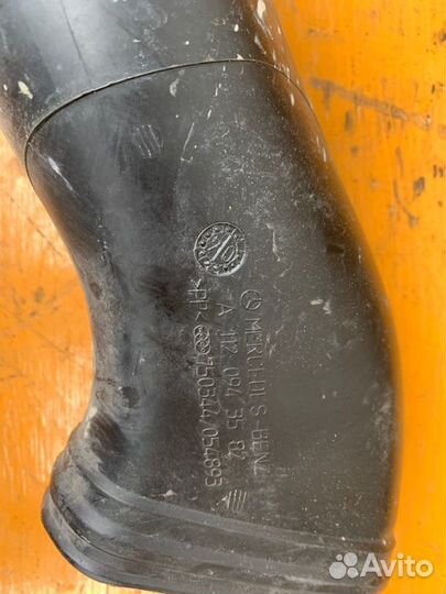 Патрубок воздушного фильтра Mersedes Benz W211