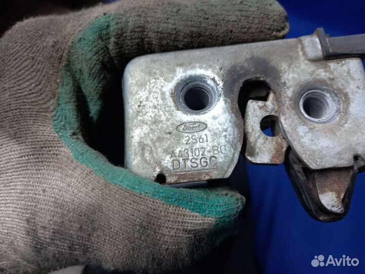 Замок багажника Ford fusion