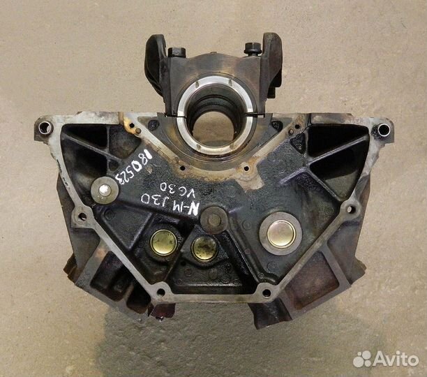 Блок цилиндров Nissan Maxima J30 VG30