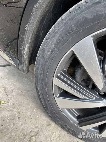 Yokohama Advan A040S 235/55 R20 102V